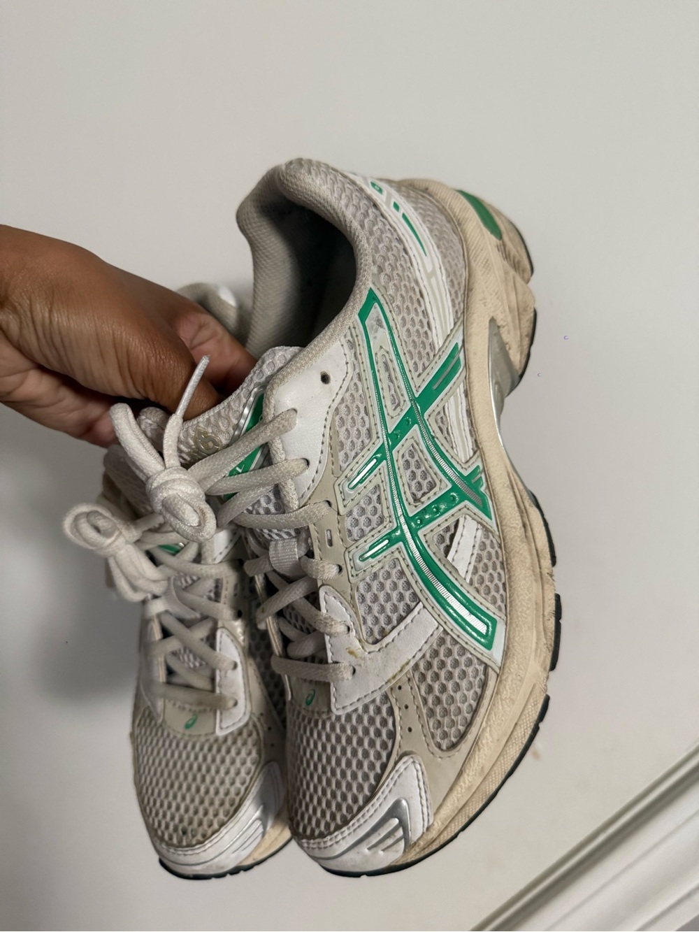 ASICS - Picture 5 of 8